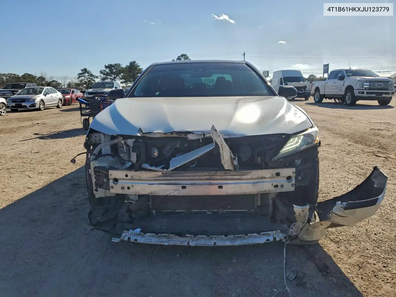 4T1B61HKXJU123779 2018 Toyota Camry Xse