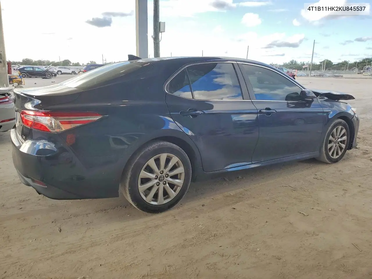 4T1B11HK2KU845537 2019 Toyota Camry L