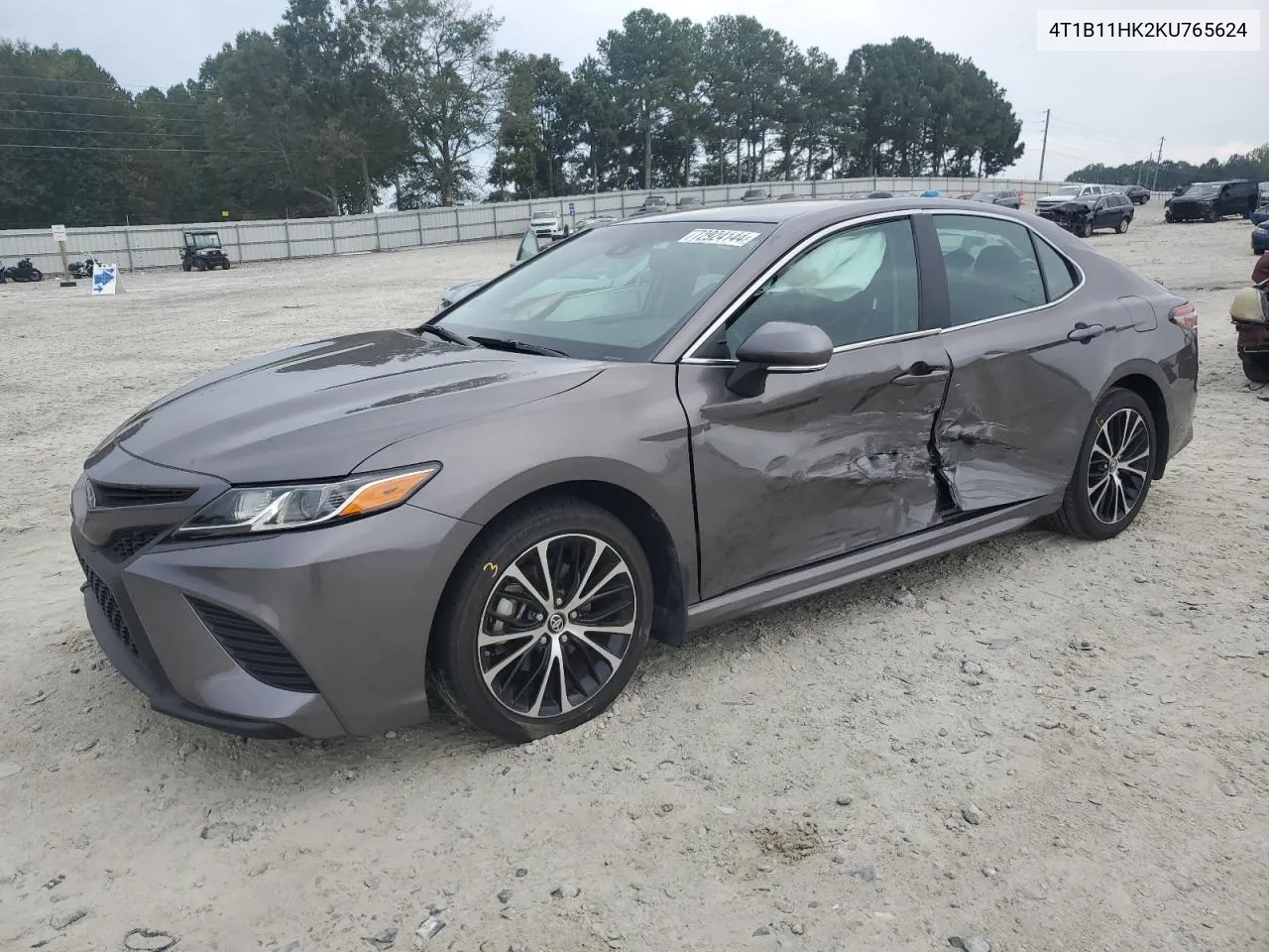 4T1B11HK2KU765624 2019 Toyota Camry L