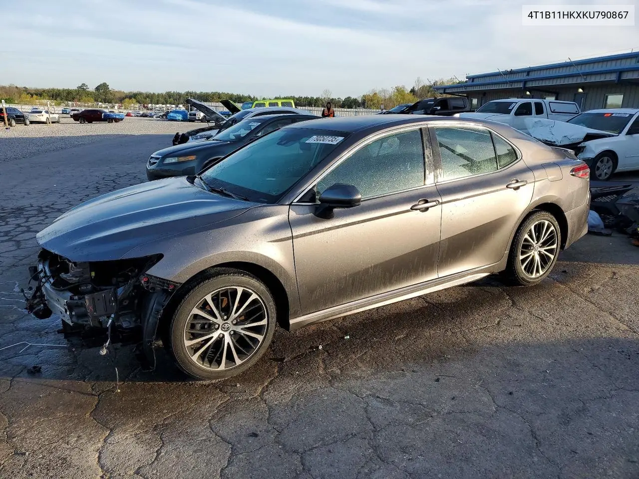 4T1B11HKXKU790867 2019 Toyota Camry Se
