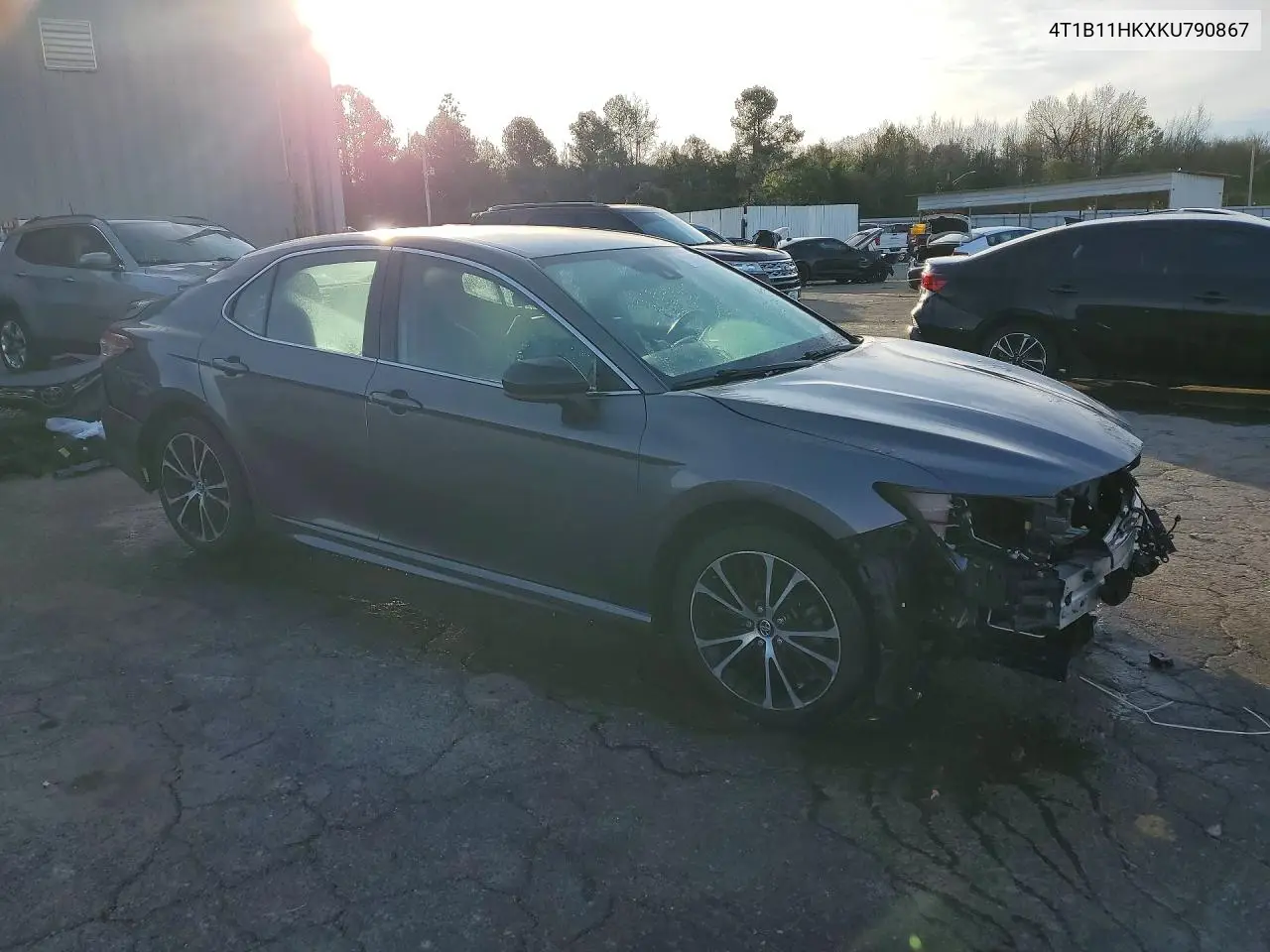 4T1B11HKXKU790867 2019 Toyota Camry Se