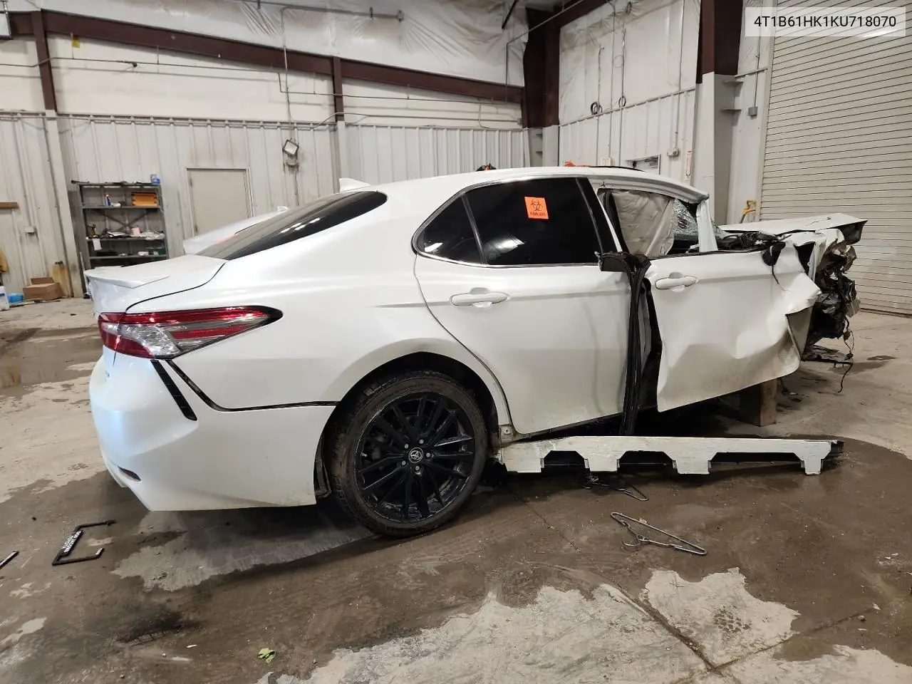 4T1B61HK1KU718070 2019 Toyota Camry Xse
