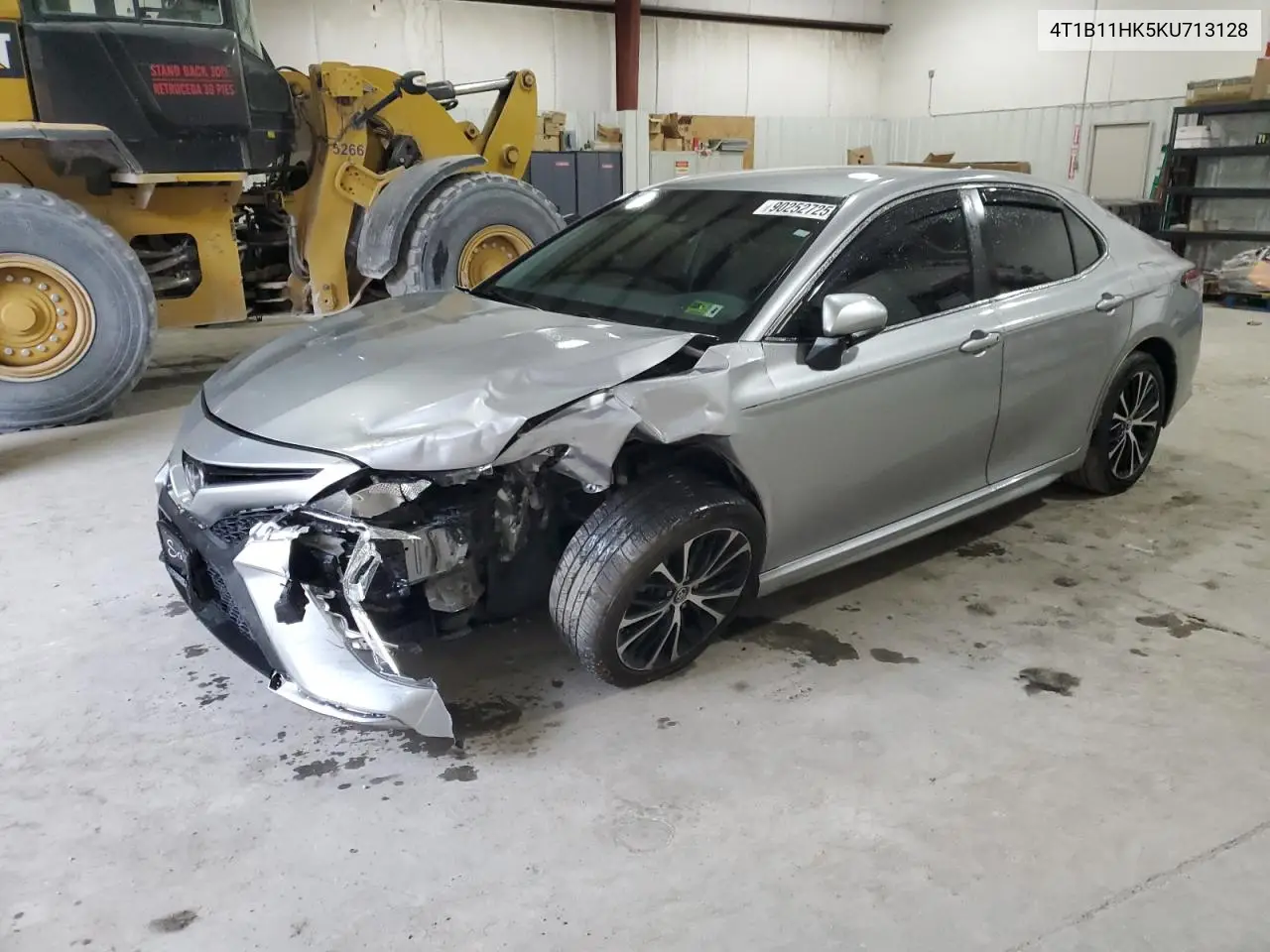 4T1B11HK5KU713128 2019 Toyota Camry L