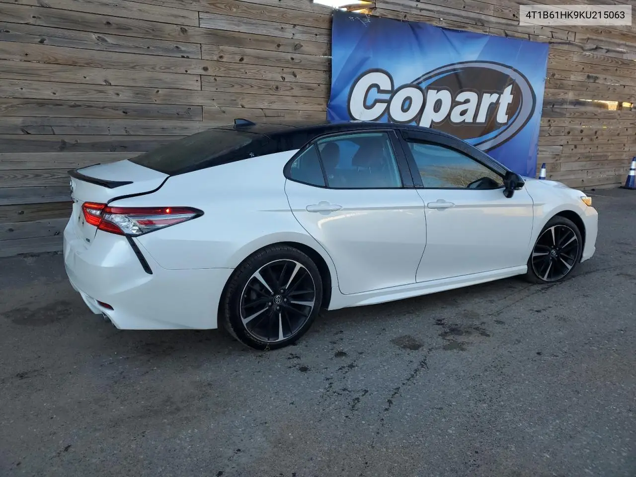 4T1B61HK9KU215063 2019 Toyota Camry Xse