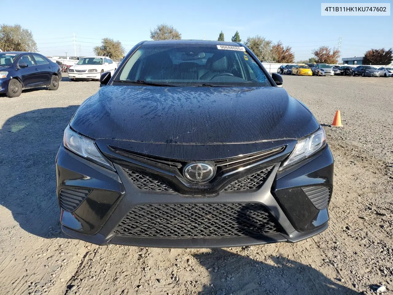 4T1B11HK1KU747602 2019 Toyota Camry L