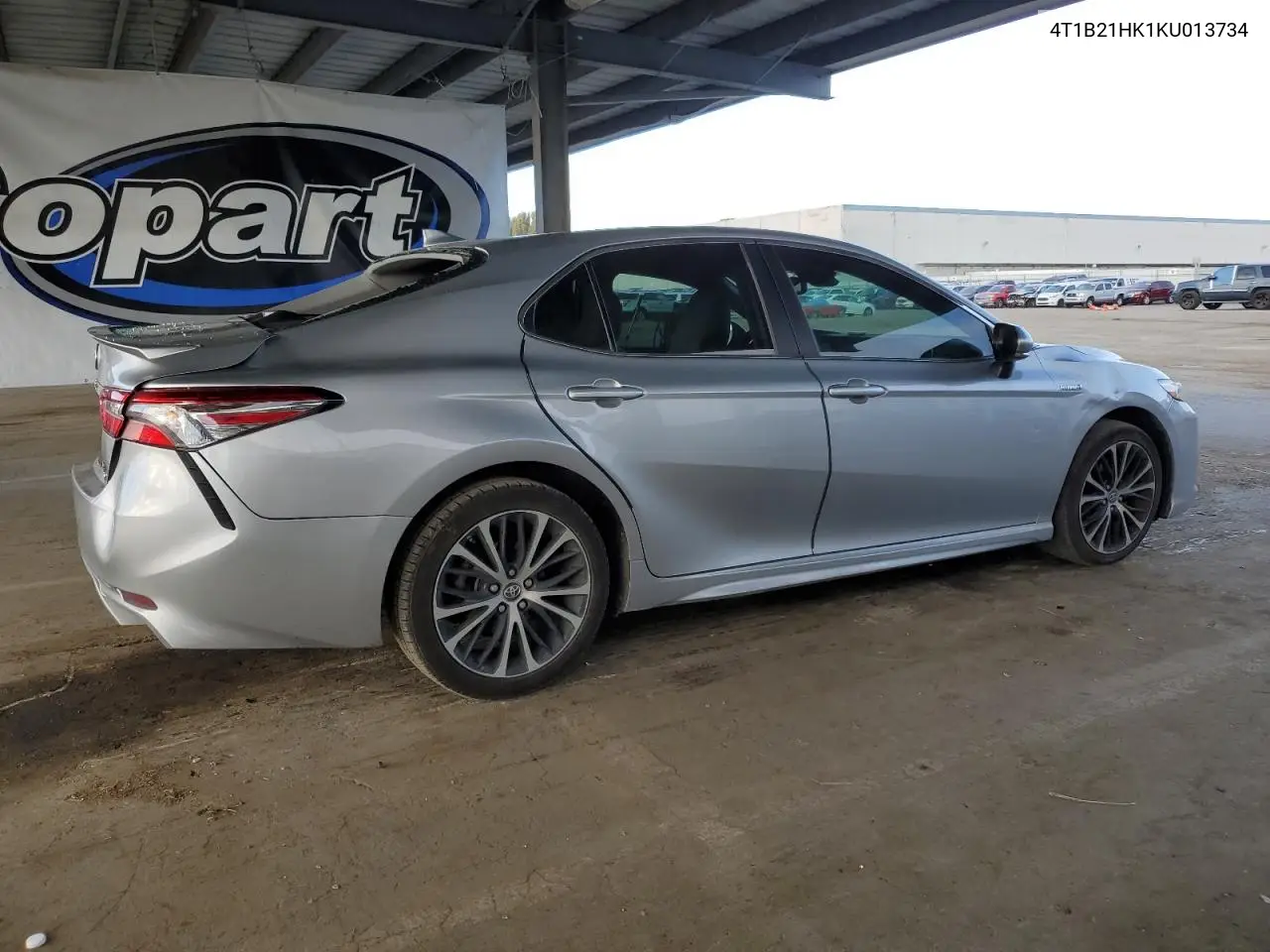 4T1B21HK1KU013734 2019 Toyota Camry Hybrid