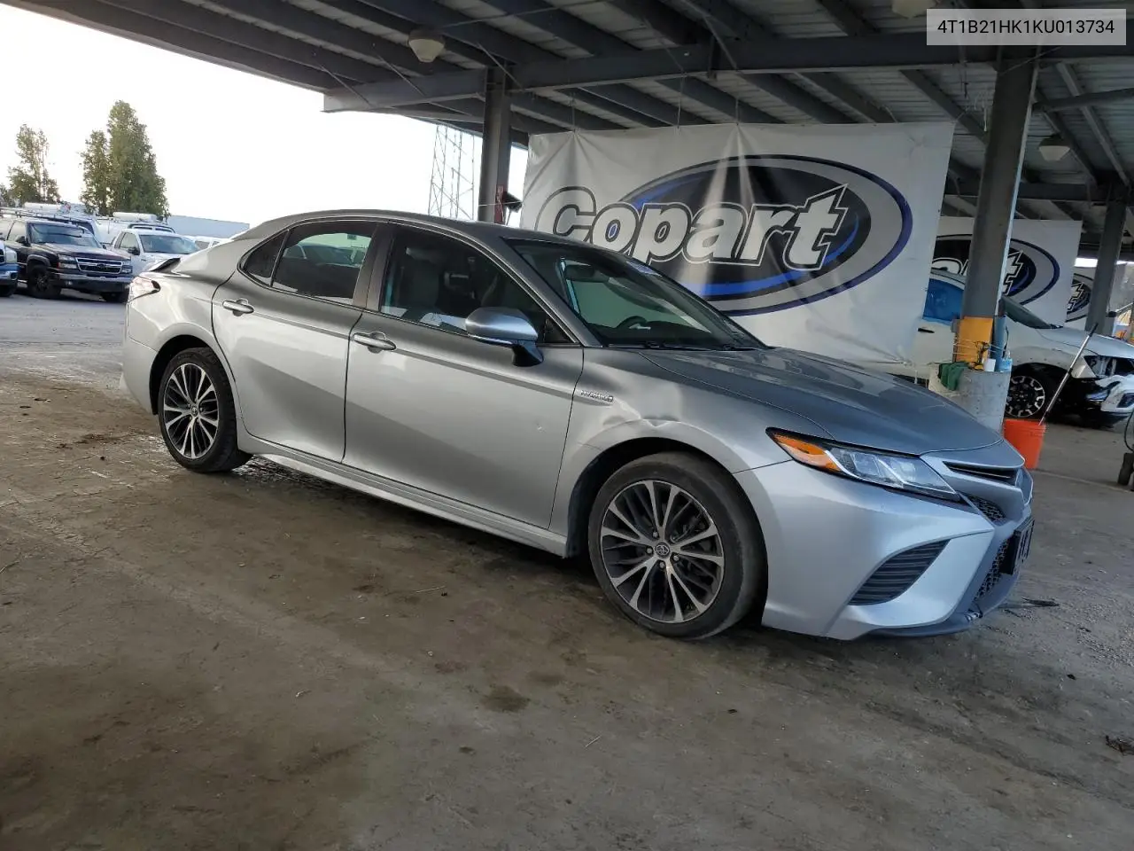 4T1B21HK1KU013734 2019 Toyota Camry Hybrid