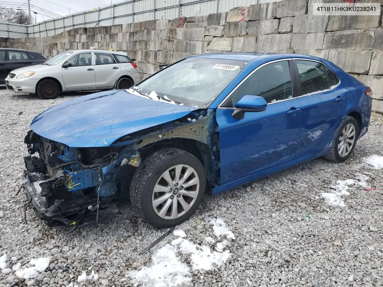 4T1B11HK3KU238241 2019 Toyota Camry L
