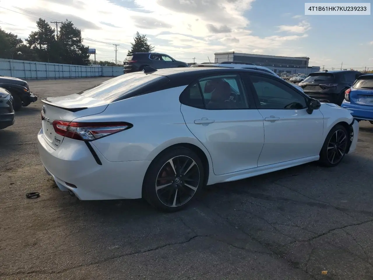 4T1B61HK7KU239233 2019 Toyota Camry Xse