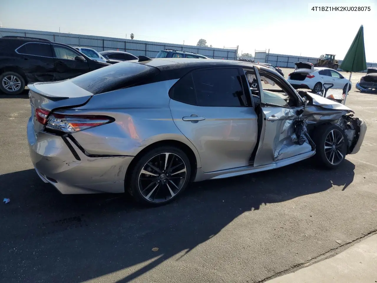 4T1BZ1HK2KU028075 2019 Toyota Camry Xse