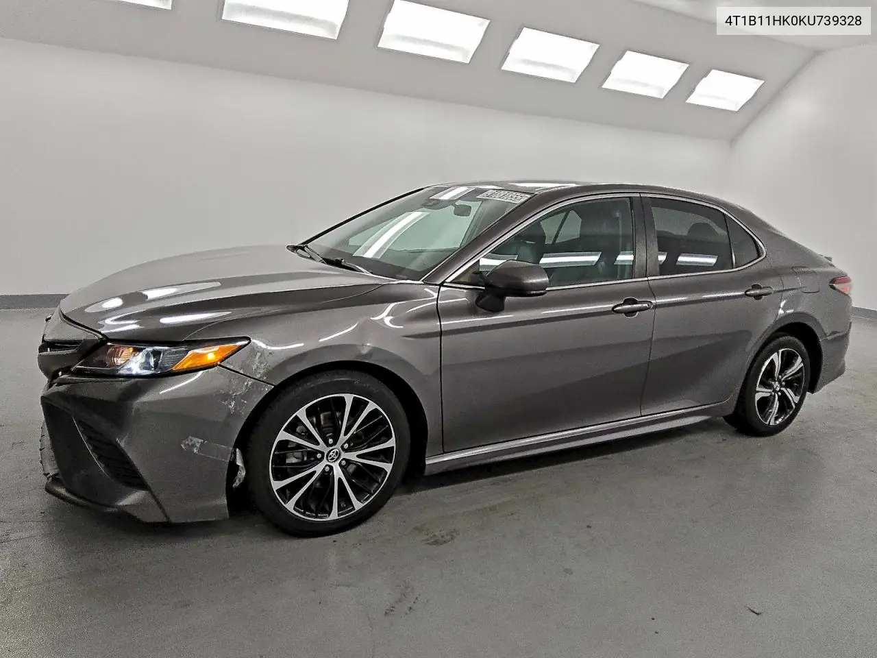 4T1B11HK0KU739328 2019 Toyota Camry L