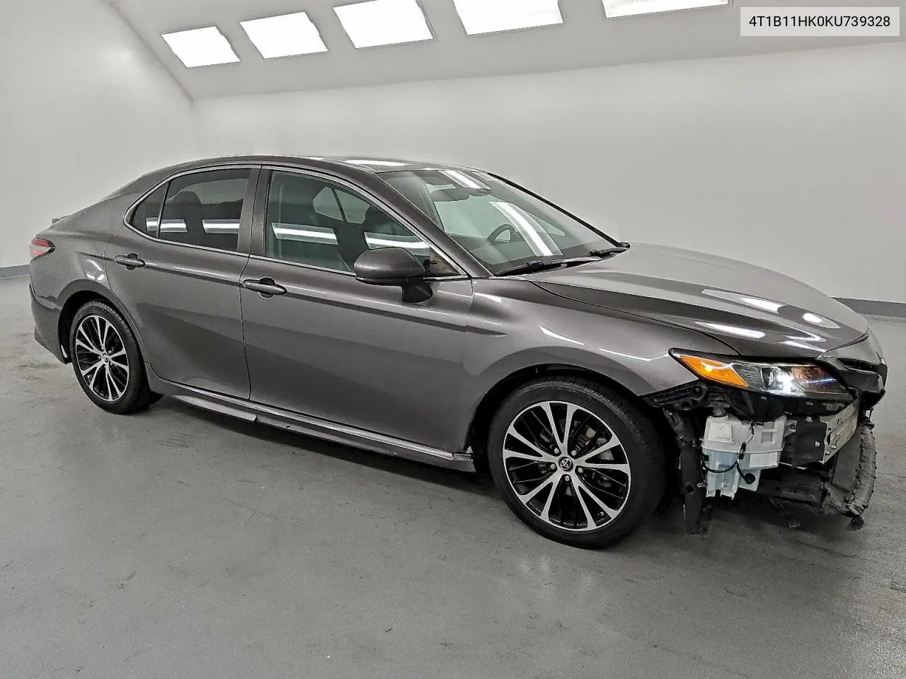 4T1B11HK0KU739328 2019 Toyota Camry L