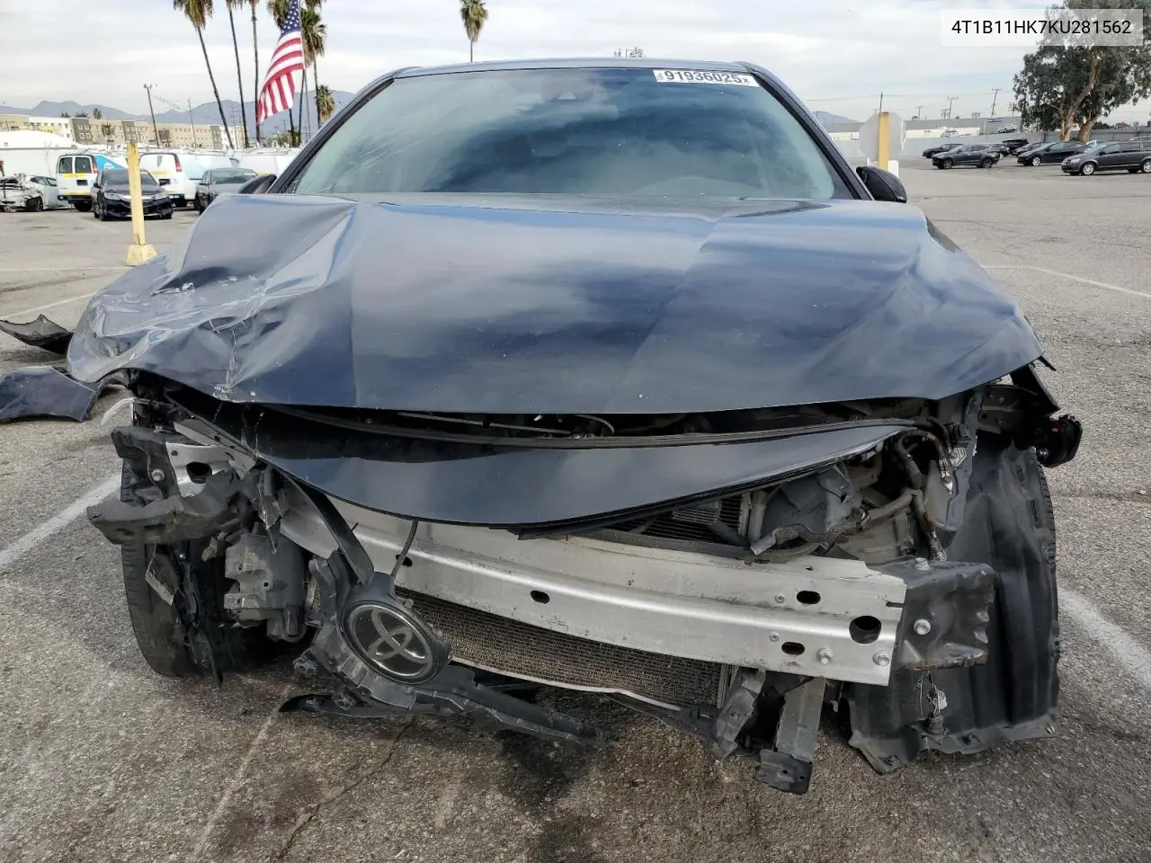 4T1B11HK7KU281562 2019 Toyota Camry L