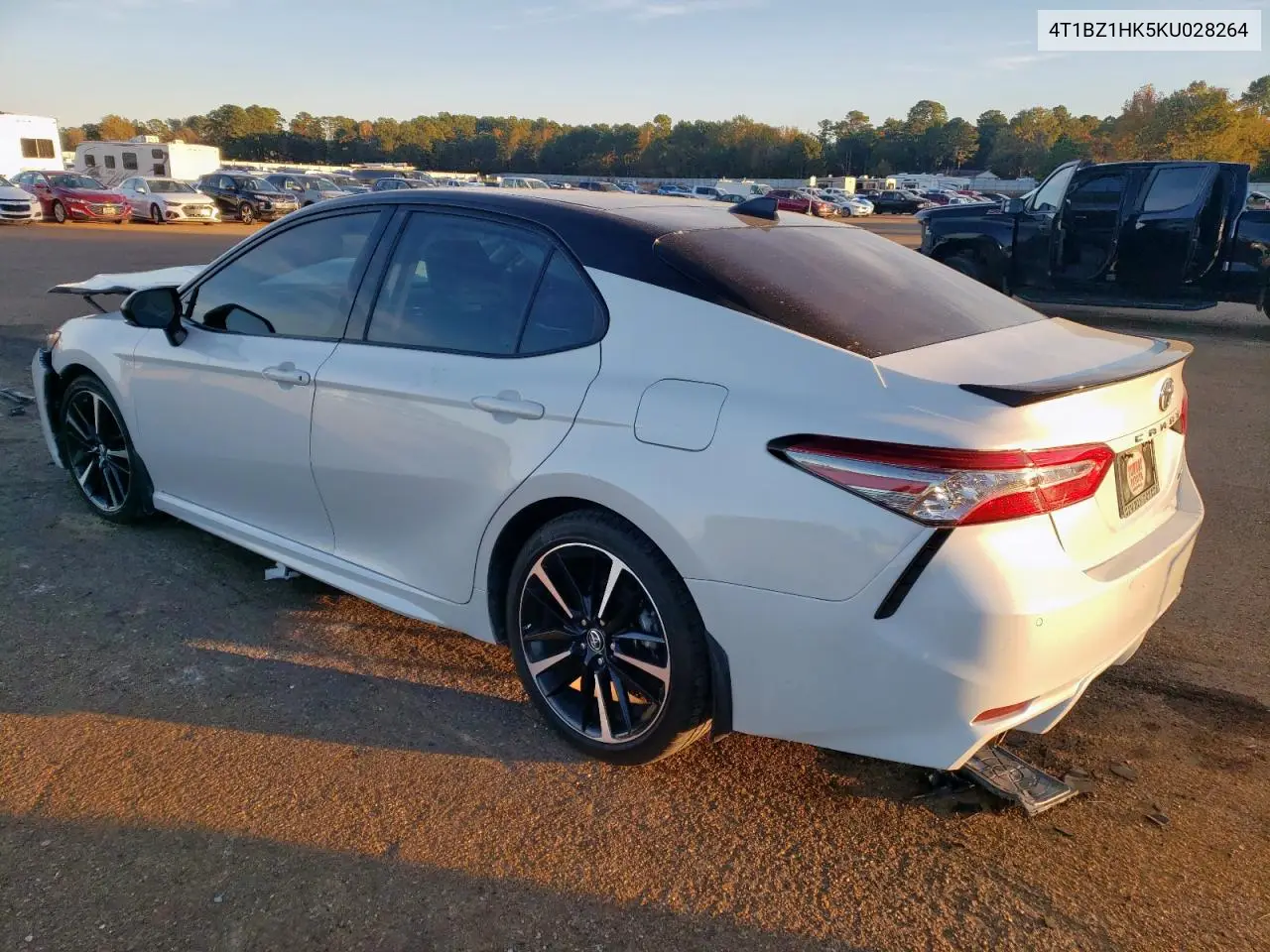4T1BZ1HK5KU028264 2019 Toyota Camry Xse