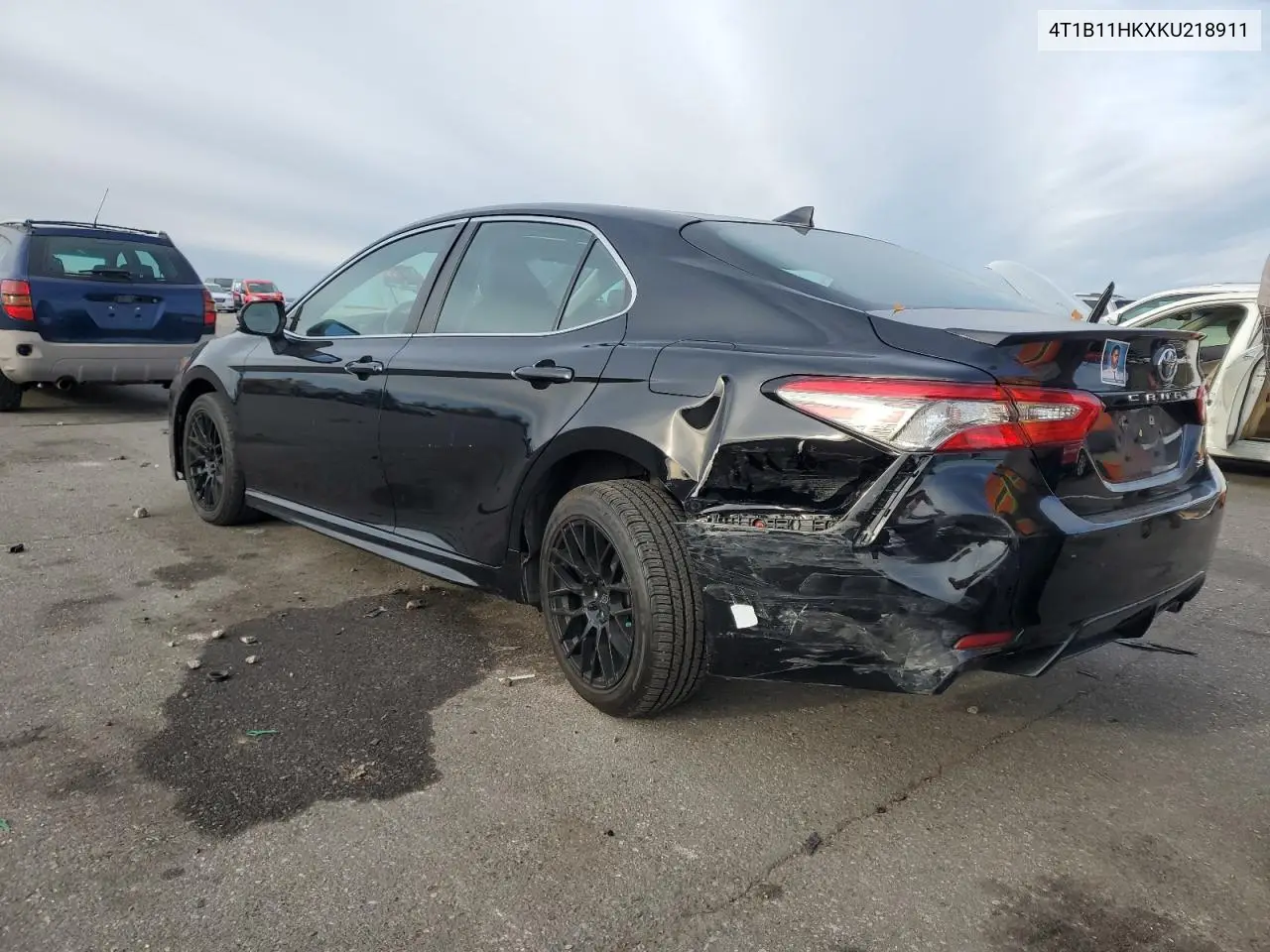 4T1B11HKXKU218911 2019 Toyota Camry L