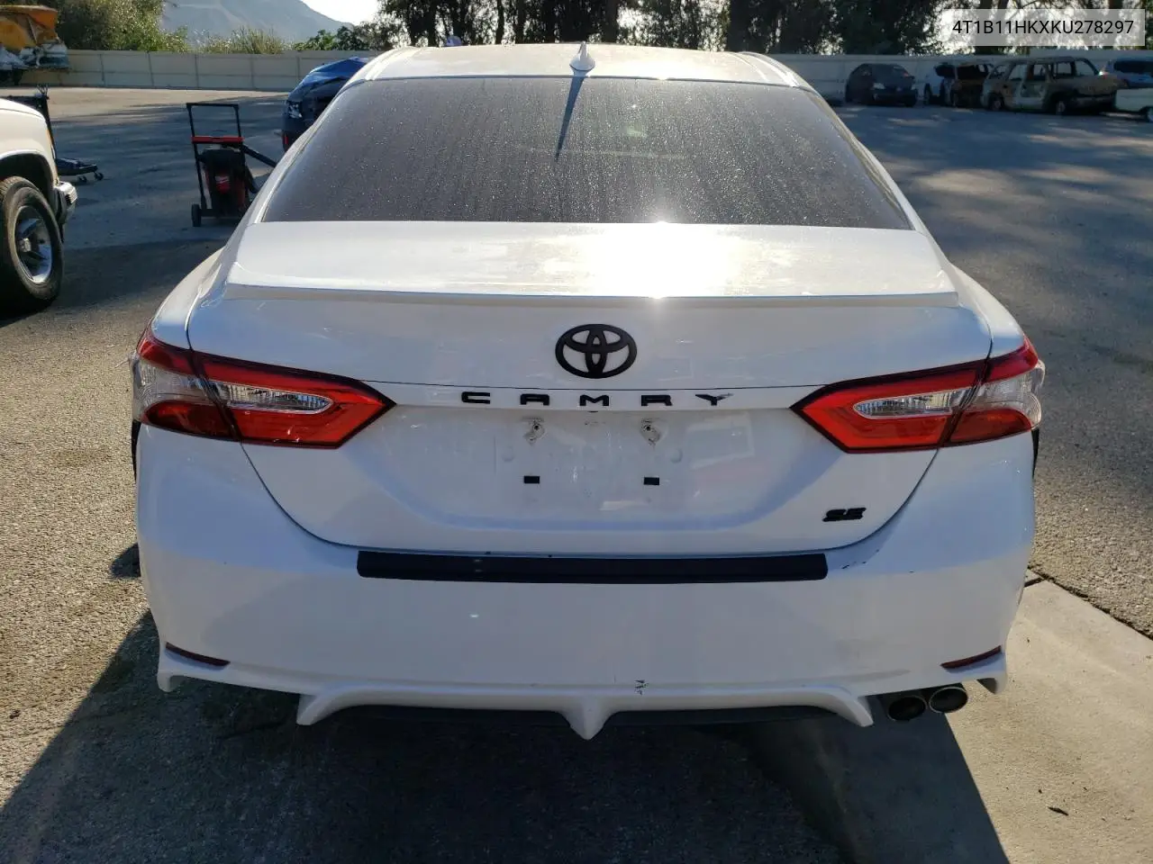 4T1B11HKXKU278297 2019 Toyota Camry L