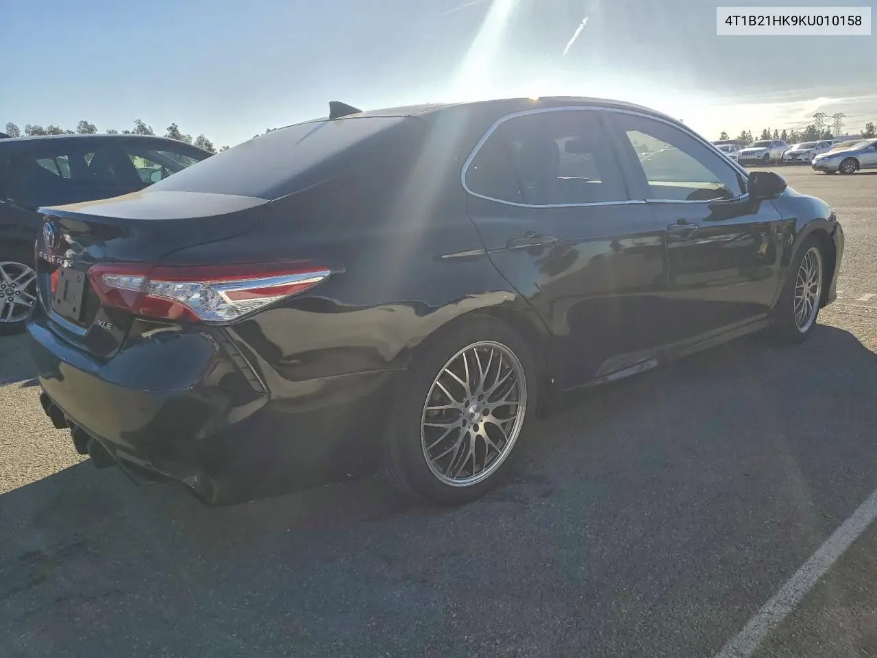 4T1B21HK9KU010158 2019 Toyota Camry Hybrid