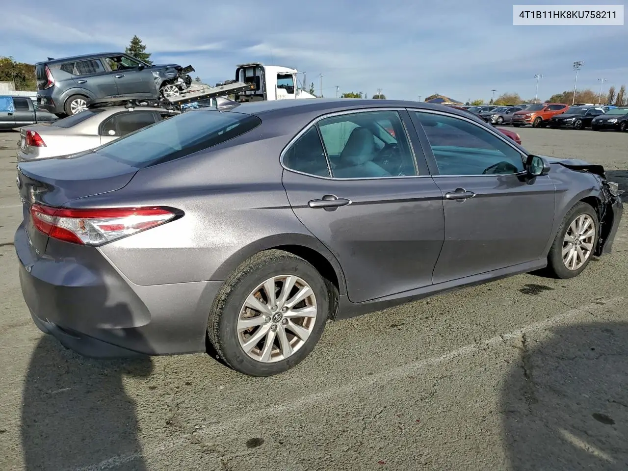 4T1B11HK8KU758211 2019 Toyota Camry L