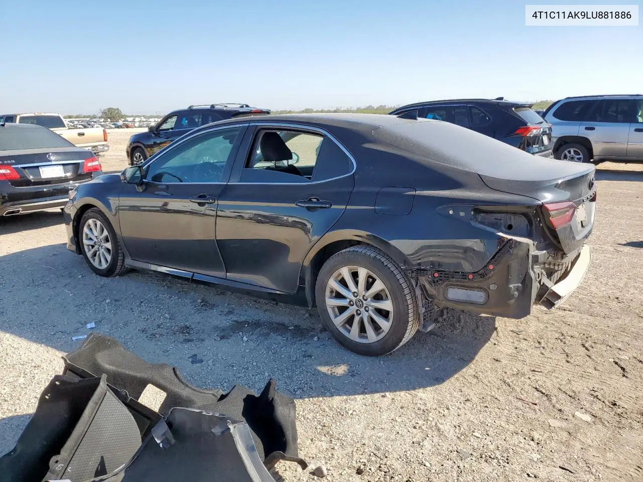 4T1C11AK9LU881886 2020 Toyota Camry Le