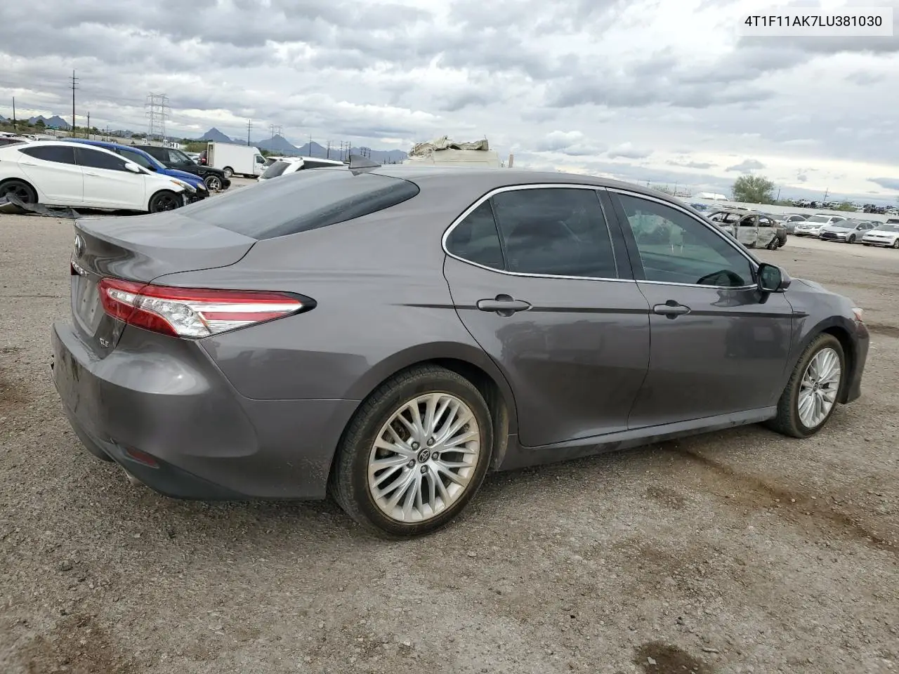 4T1F11AK7LU381030 2020 Toyota Camry Xle