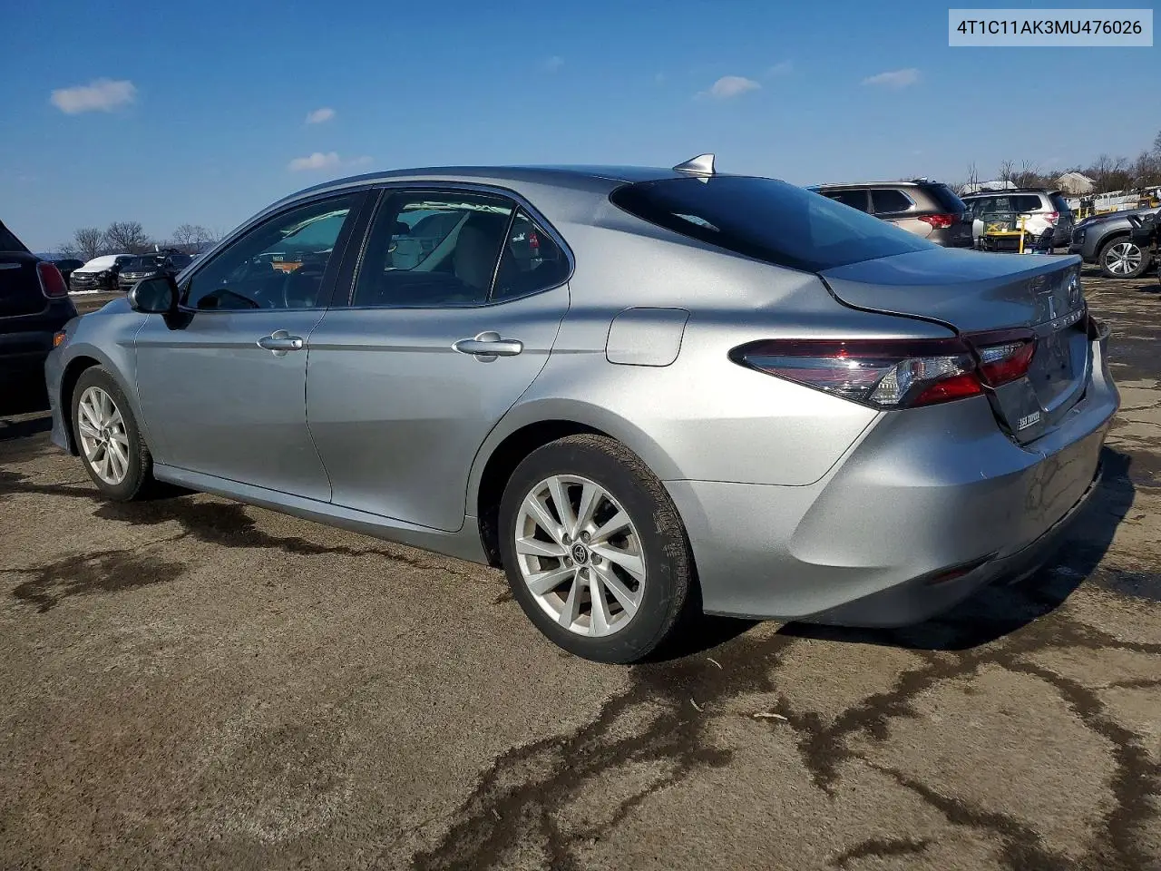 4T1C11AK3MU476026 2021 Toyota Camry Le