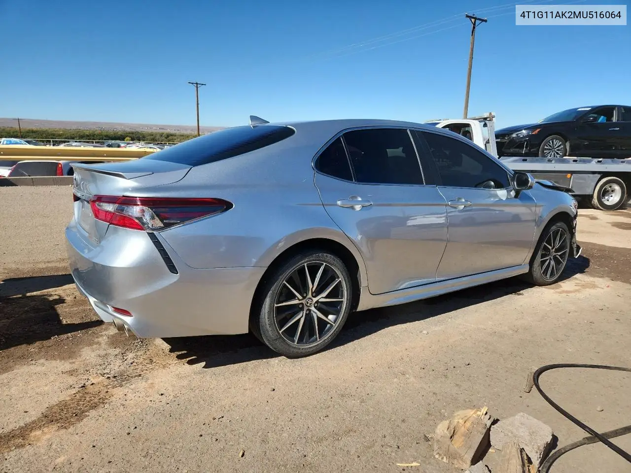 4T1G11AK2MU516064 2021 Toyota Camry Se