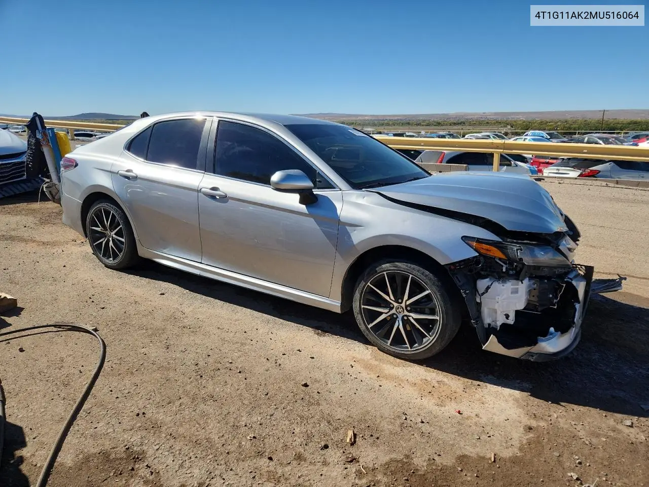 4T1G11AK2MU516064 2021 Toyota Camry Se
