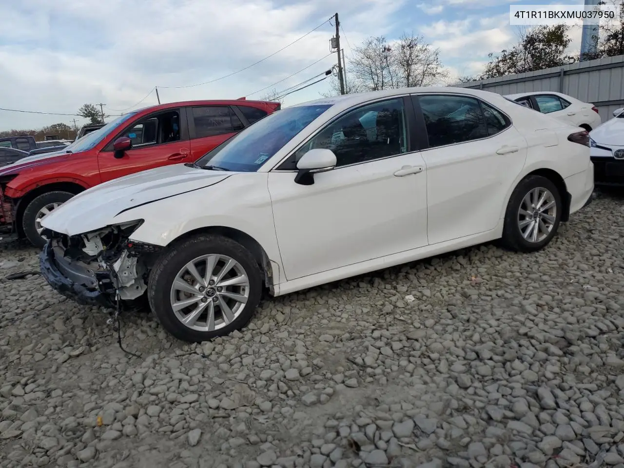 4T1R11BKXMU037950 2021 Toyota Camry Le