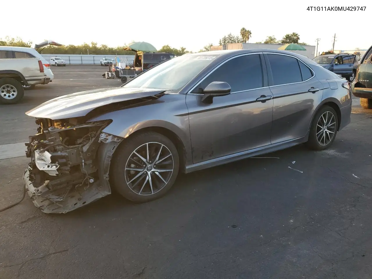 4T1G11AK0MU429747 2021 Toyota Camry Se