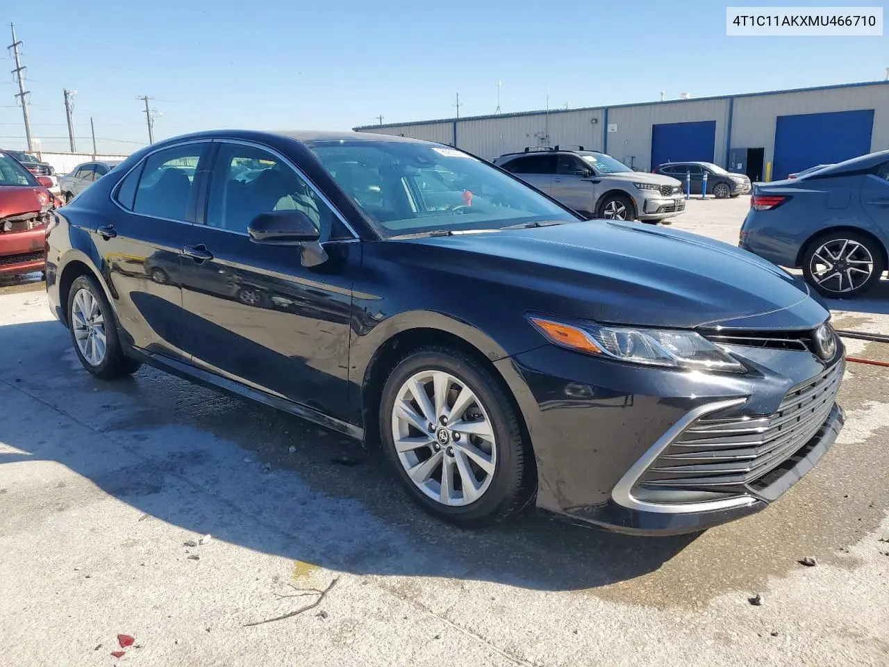 4T1C11AKXMU466710 2021 Toyota Camry Le