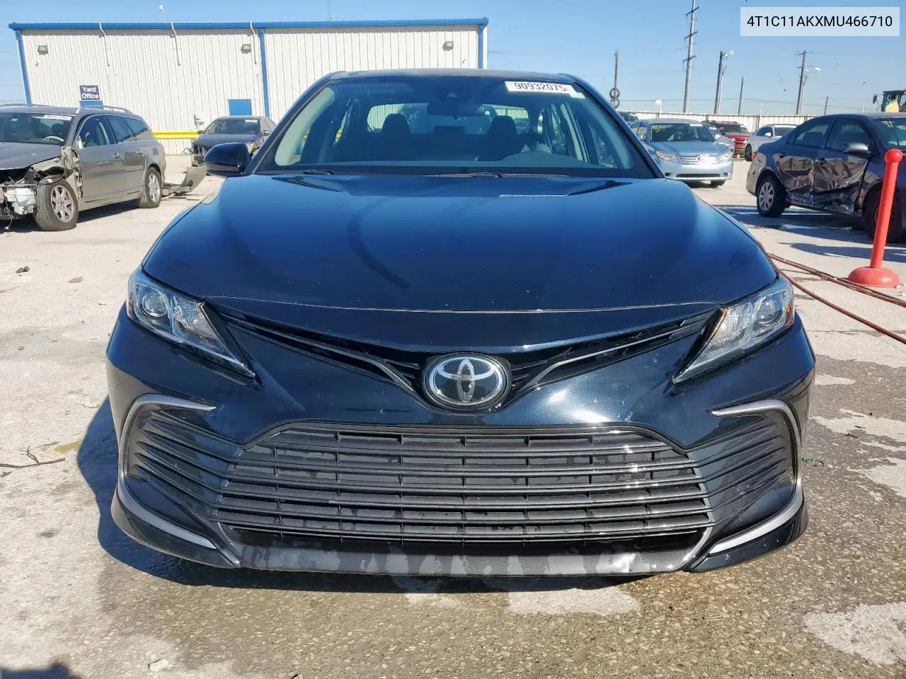 4T1C11AKXMU466710 2021 Toyota Camry Le