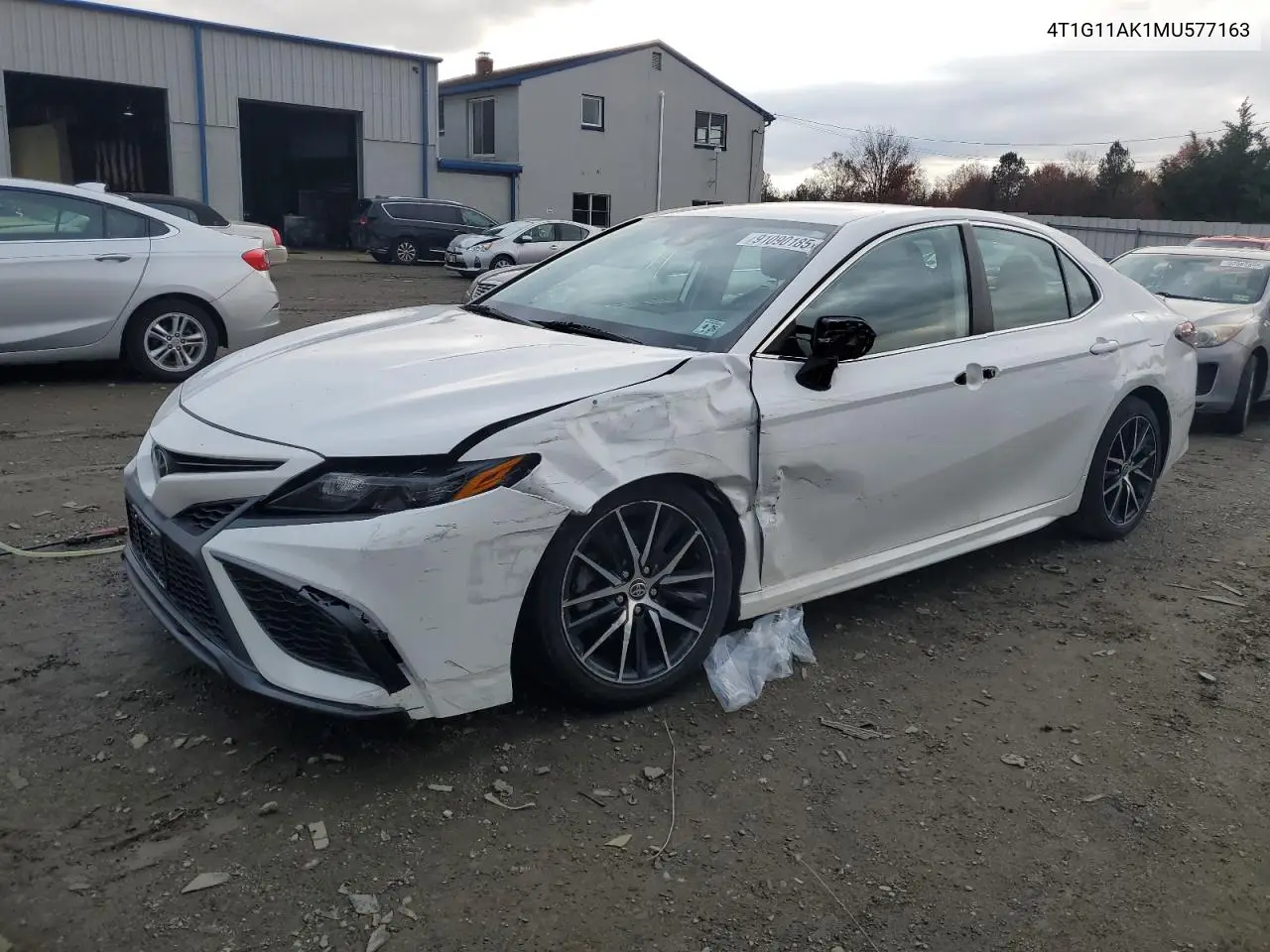 4T1G11AK1MU577163 2021 Toyota Camry Se