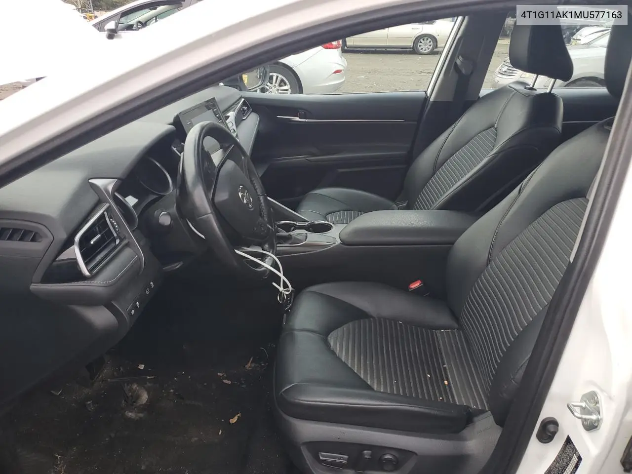 4T1G11AK1MU577163 2021 Toyota Camry Se