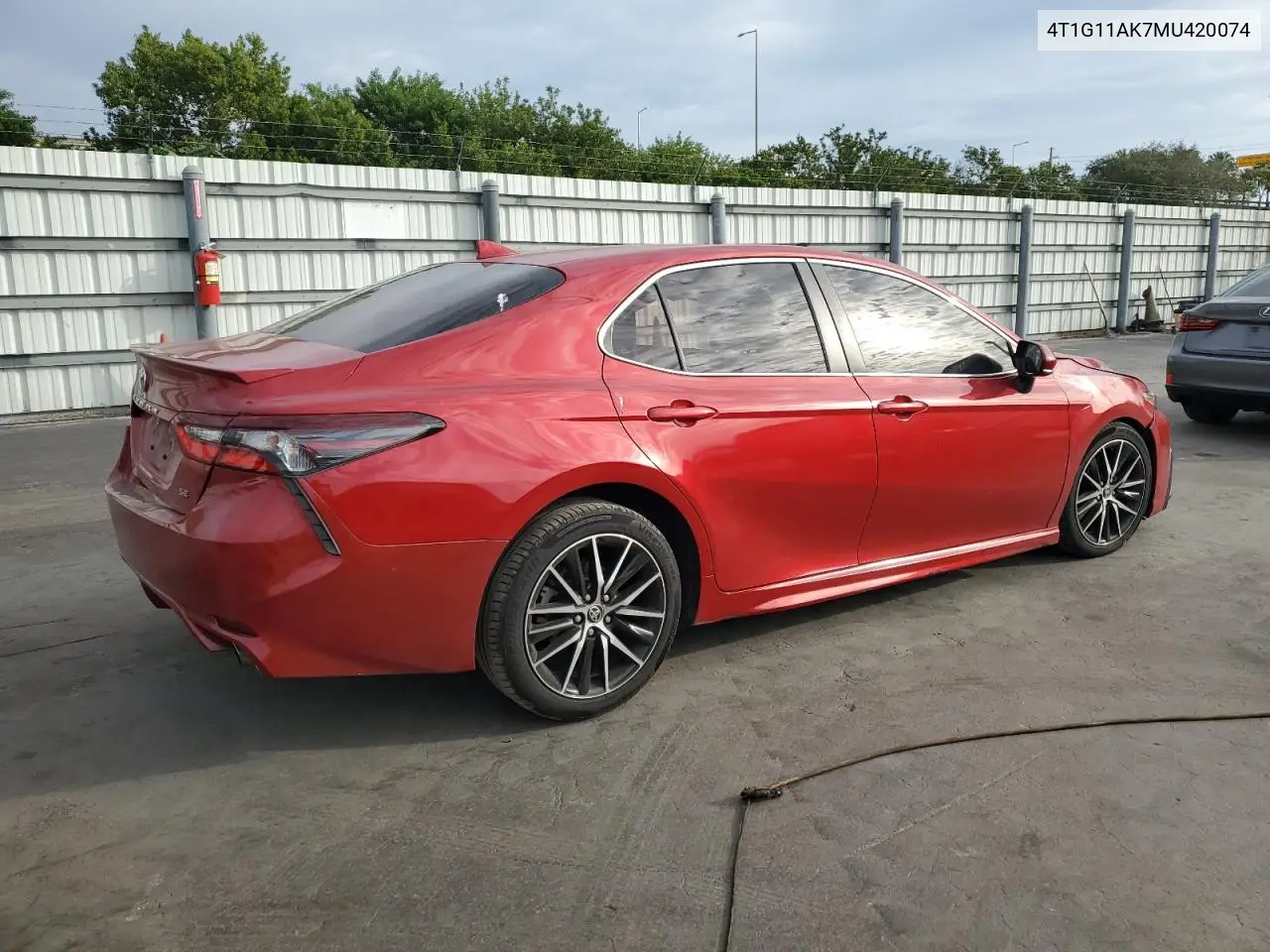 4T1G11AK7MU420074 2021 Toyota Camry Se
