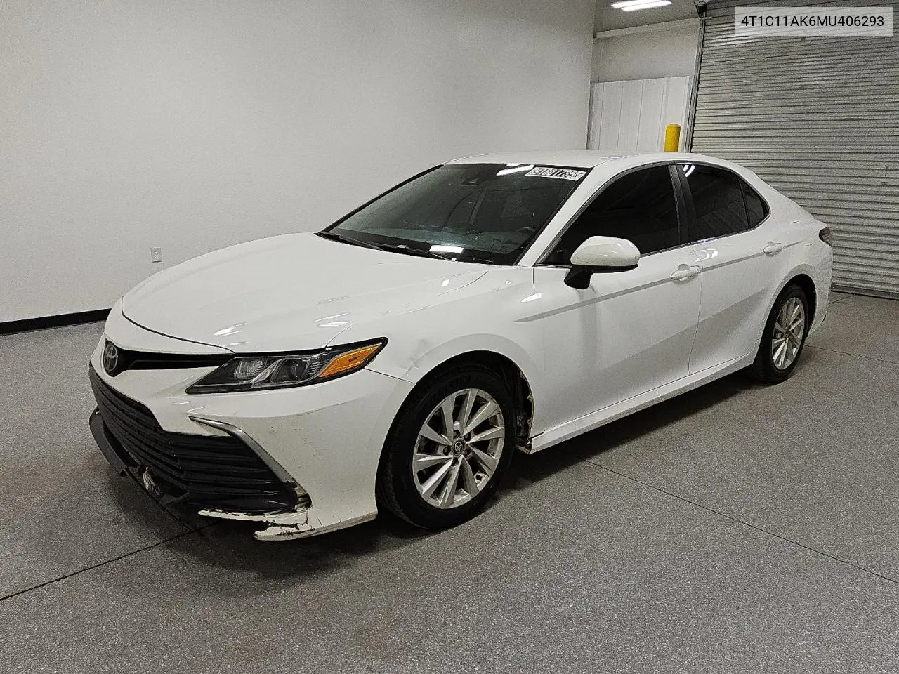 4T1C11AK6MU406293 2021 Toyota Camry Le