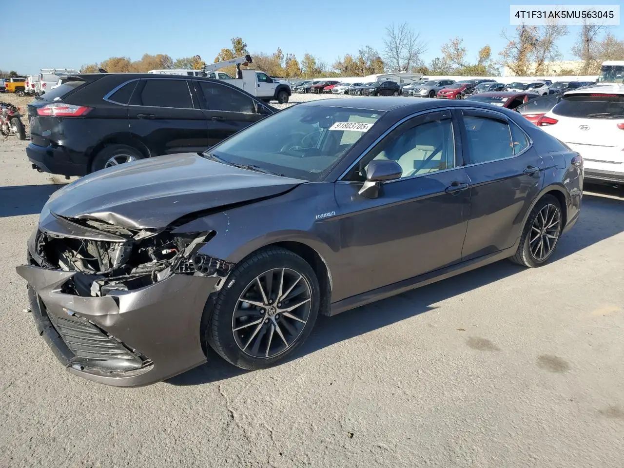 4T1F31AK5MU563045 2021 Toyota Camry Xle