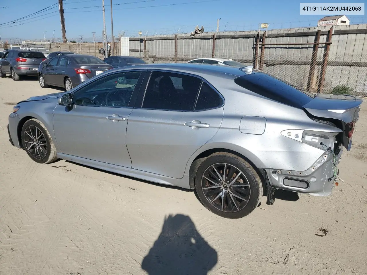 4T1G11AK2MU442063 2021 Toyota Camry Se