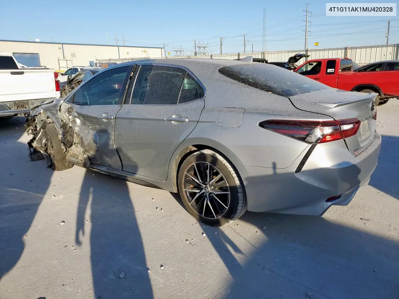 4T1G11AK1MU420328 2021 Toyota Camry Se