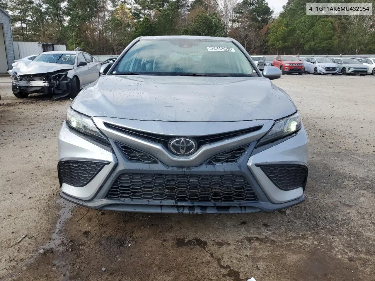 4T1G11AK6MU432054 2021 Toyota Camry Se