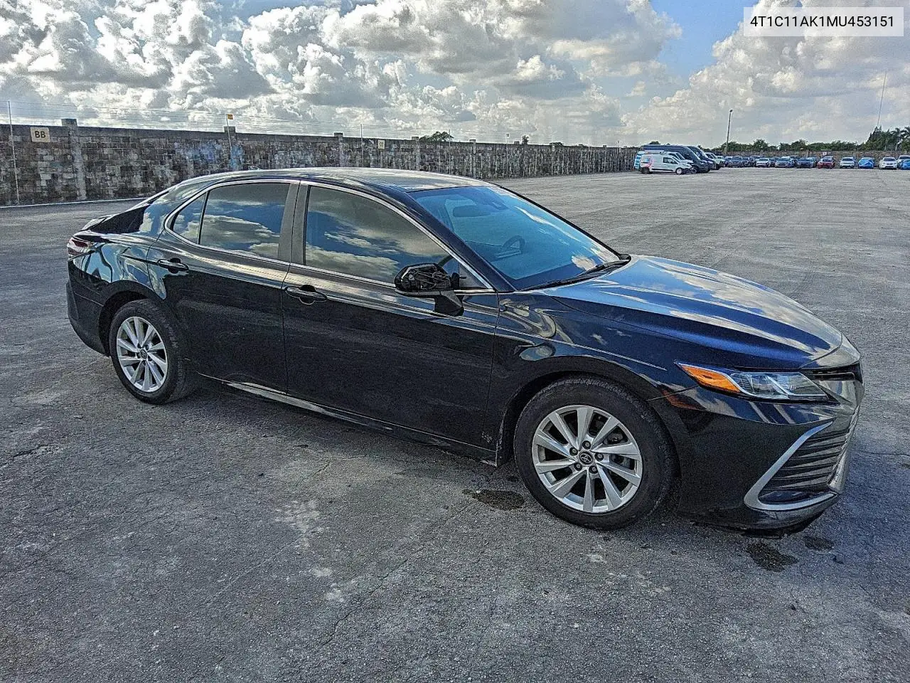 4T1C11AK1MU453151 2021 Toyota Camry Le