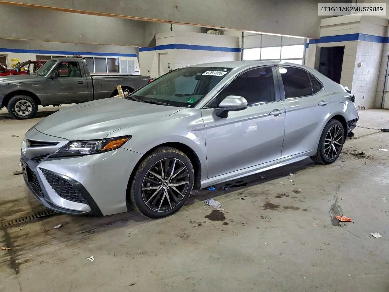 4T1G11AK2MU579889 2021 Toyota Camry Se