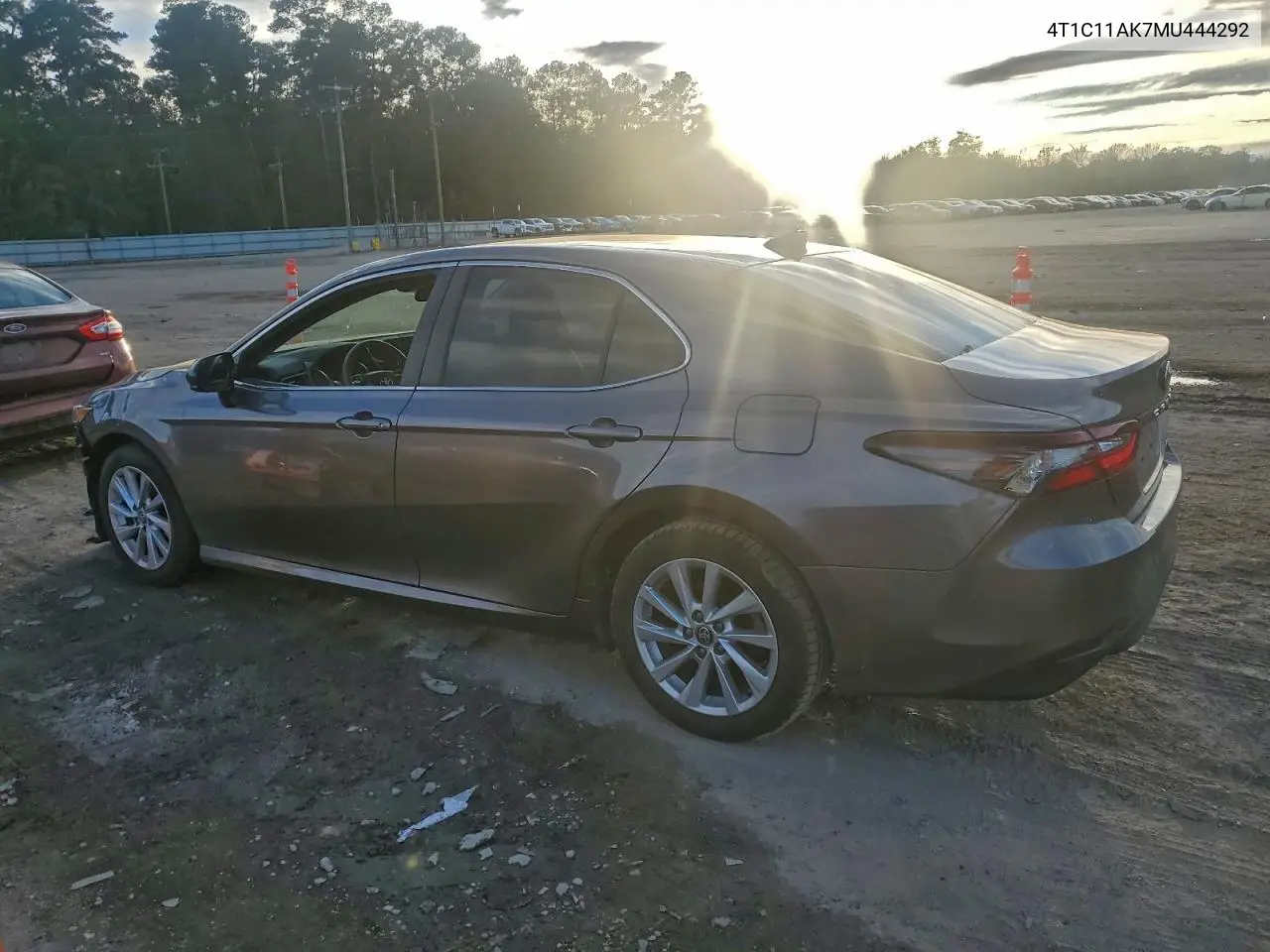 4T1C11AK7MU444292 2021 Toyota Camry Le