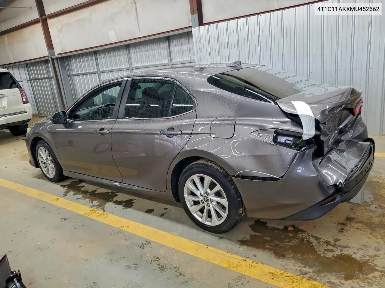4T1C11AKXMU452662 2021 Toyota Camry Le