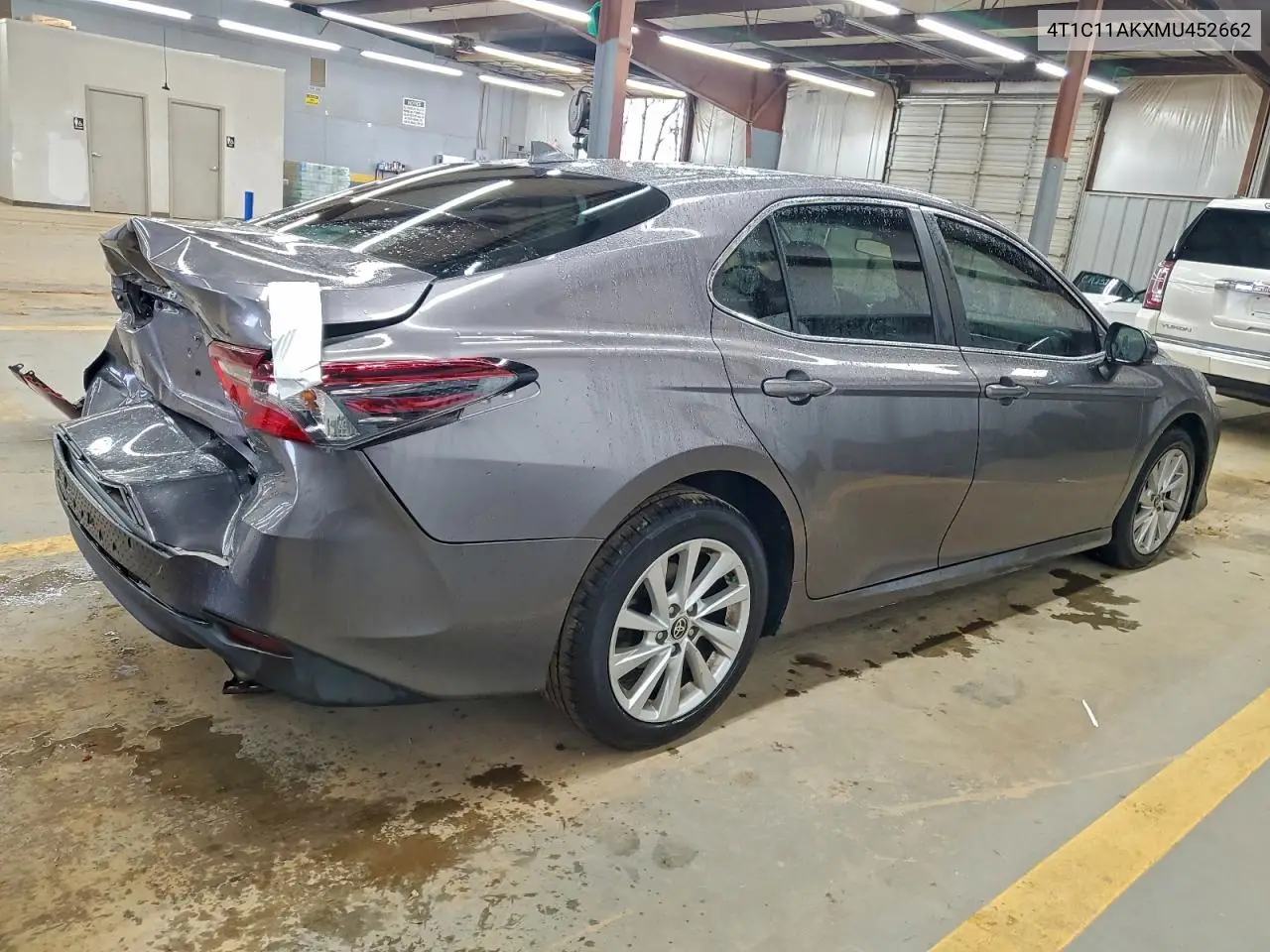 4T1C11AKXMU452662 2021 Toyota Camry Le