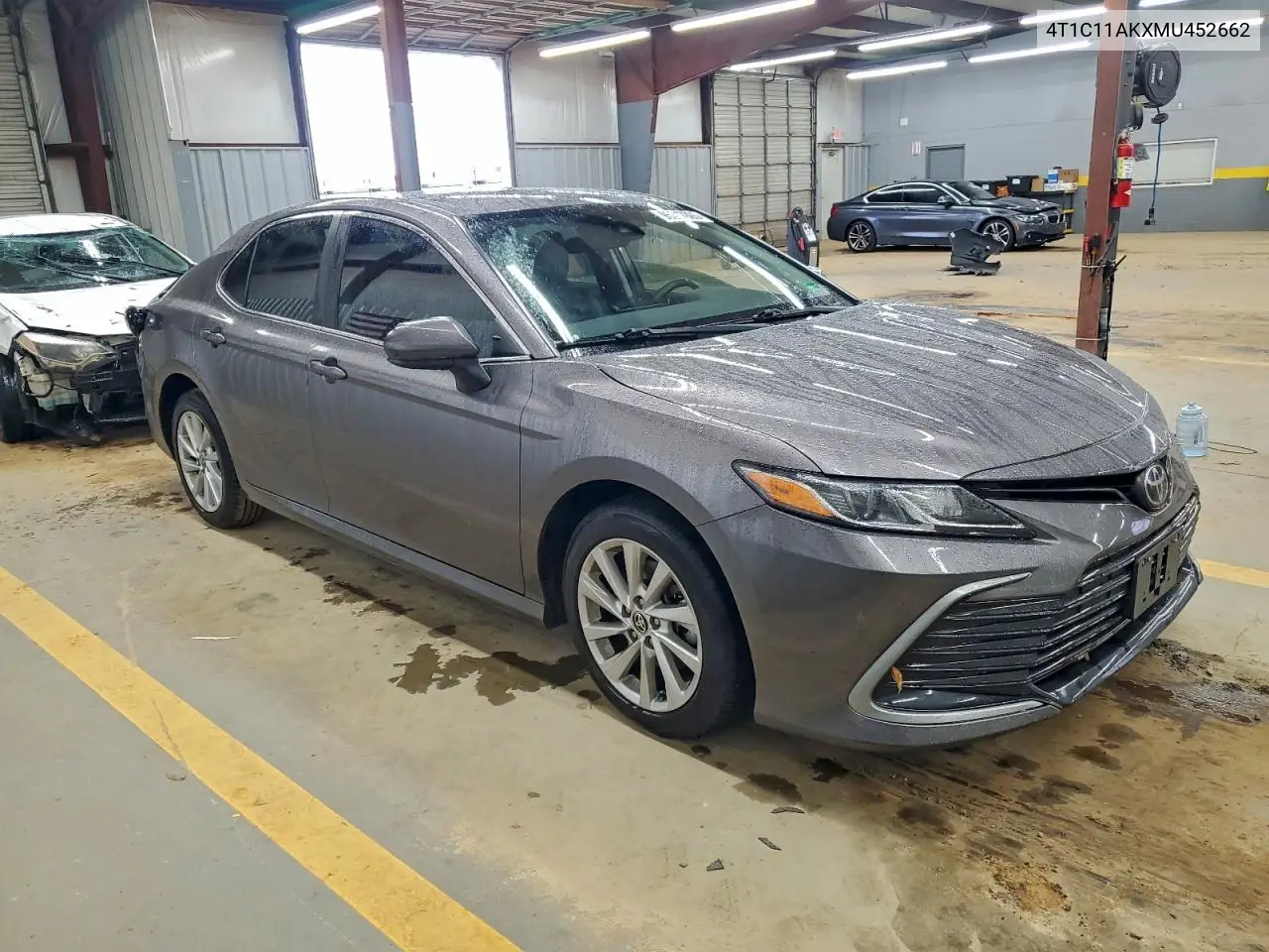 4T1C11AKXMU452662 2021 Toyota Camry Le