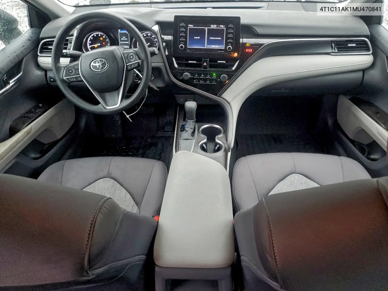 4T1C11AK1MU470841 2021 Toyota Camry Le