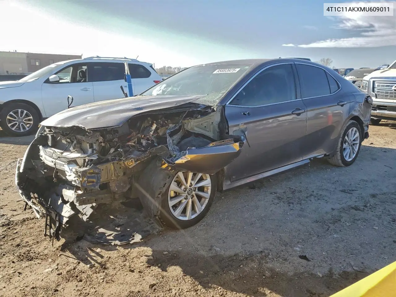 4T1C11AKXMU609011 2021 Toyota Camry Le