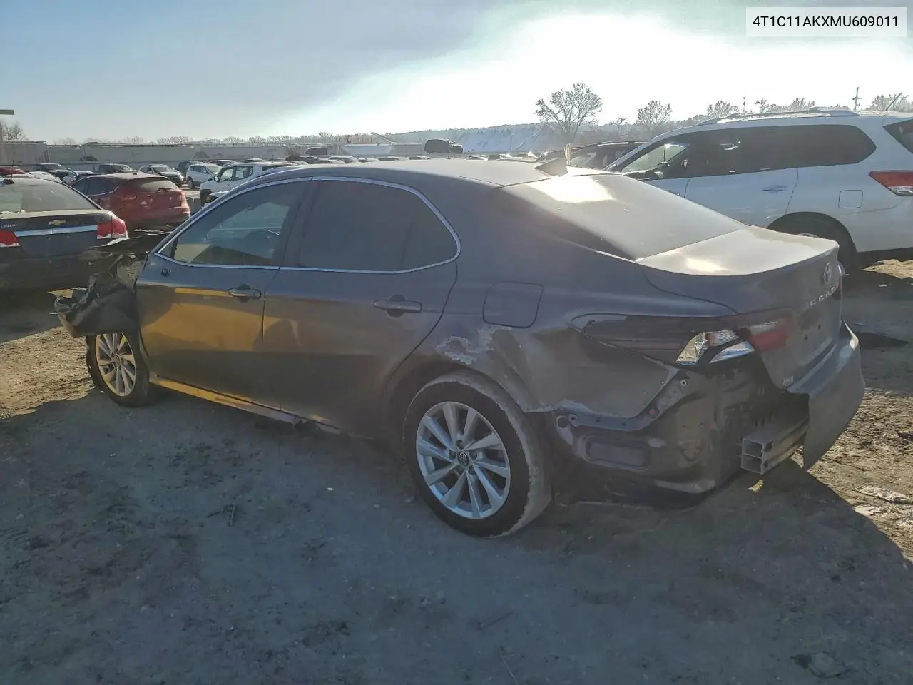 4T1C11AKXMU609011 2021 Toyota Camry Le