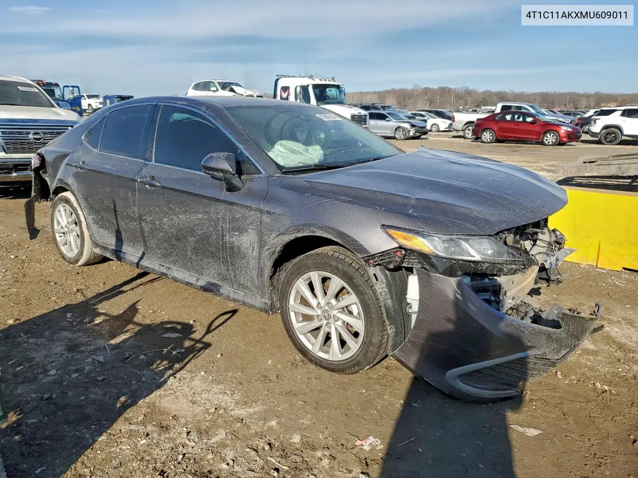 4T1C11AKXMU609011 2021 Toyota Camry Le