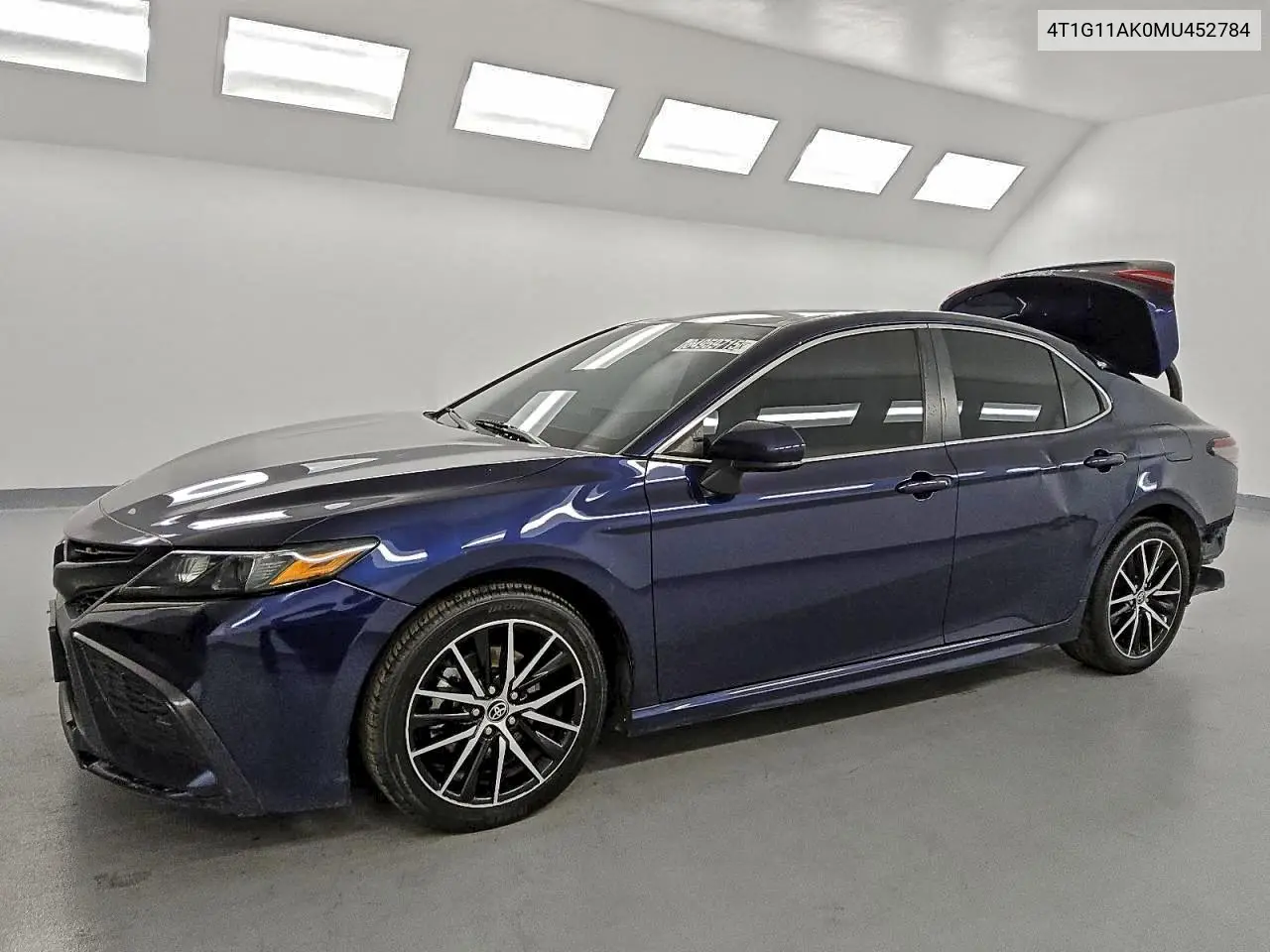 4T1G11AK0MU452784 2021 Toyota Camry Se